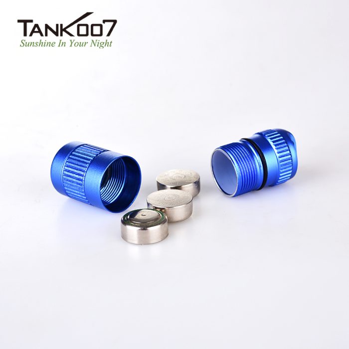 TANK007 E15 Mini Keychain Light Ultra Small Portable Flashlight - Image 12