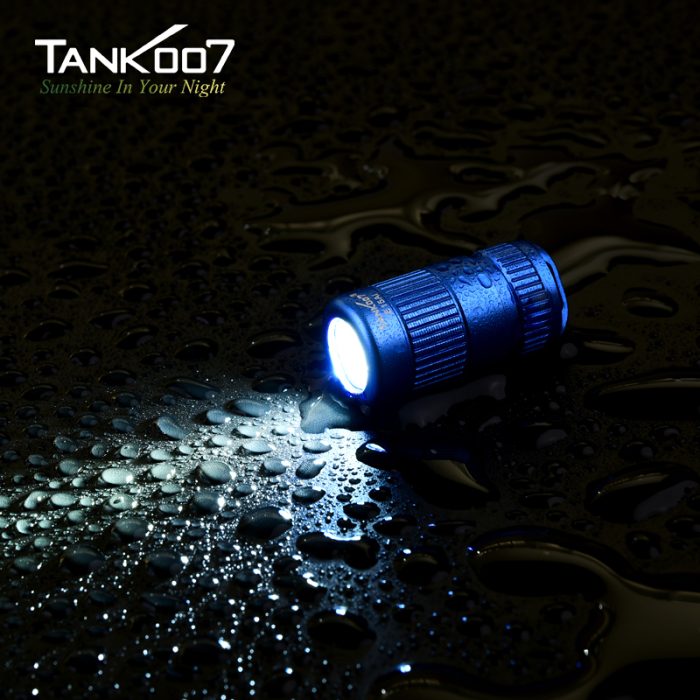 TANK007 E15 Mini Keychain Light Ultra Small Portable Flashlight - Image 8